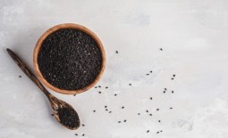 Чем полезен черный тмин: свойства лекарственного растения и особенности его употребления