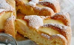 Рецепты бисквитных пирогов: выпечка с яблоками, ягодами и кремом