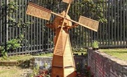 Декоративная ветряная и водяная мельница для украшения сада. Как сделать своими руками