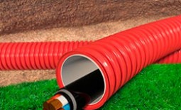 Прокладка электрического кабеля на даче в грунт: преимущества, инструкция